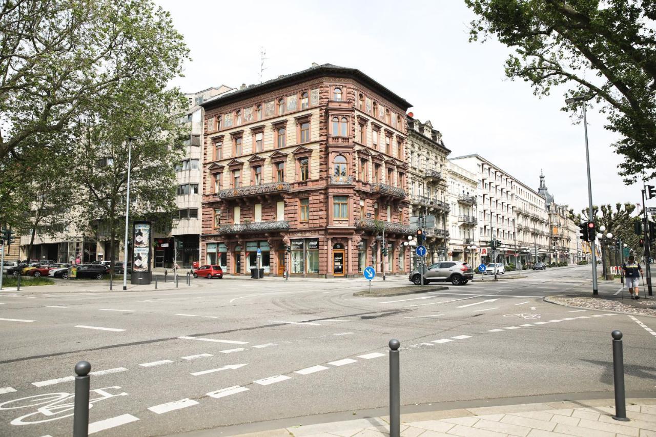 Palais Passy~Design Suite Mit Ausblick Im Zentrum Wiesbaden Eksteriør bilde